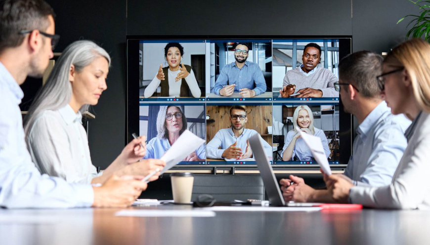 How Technology Improves Communication